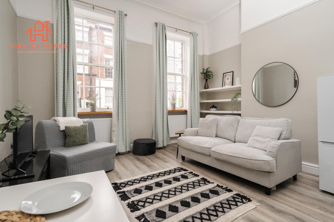 Rodney House - Perfect For Large Groups - Centre - Stag Hen Work Liverpool